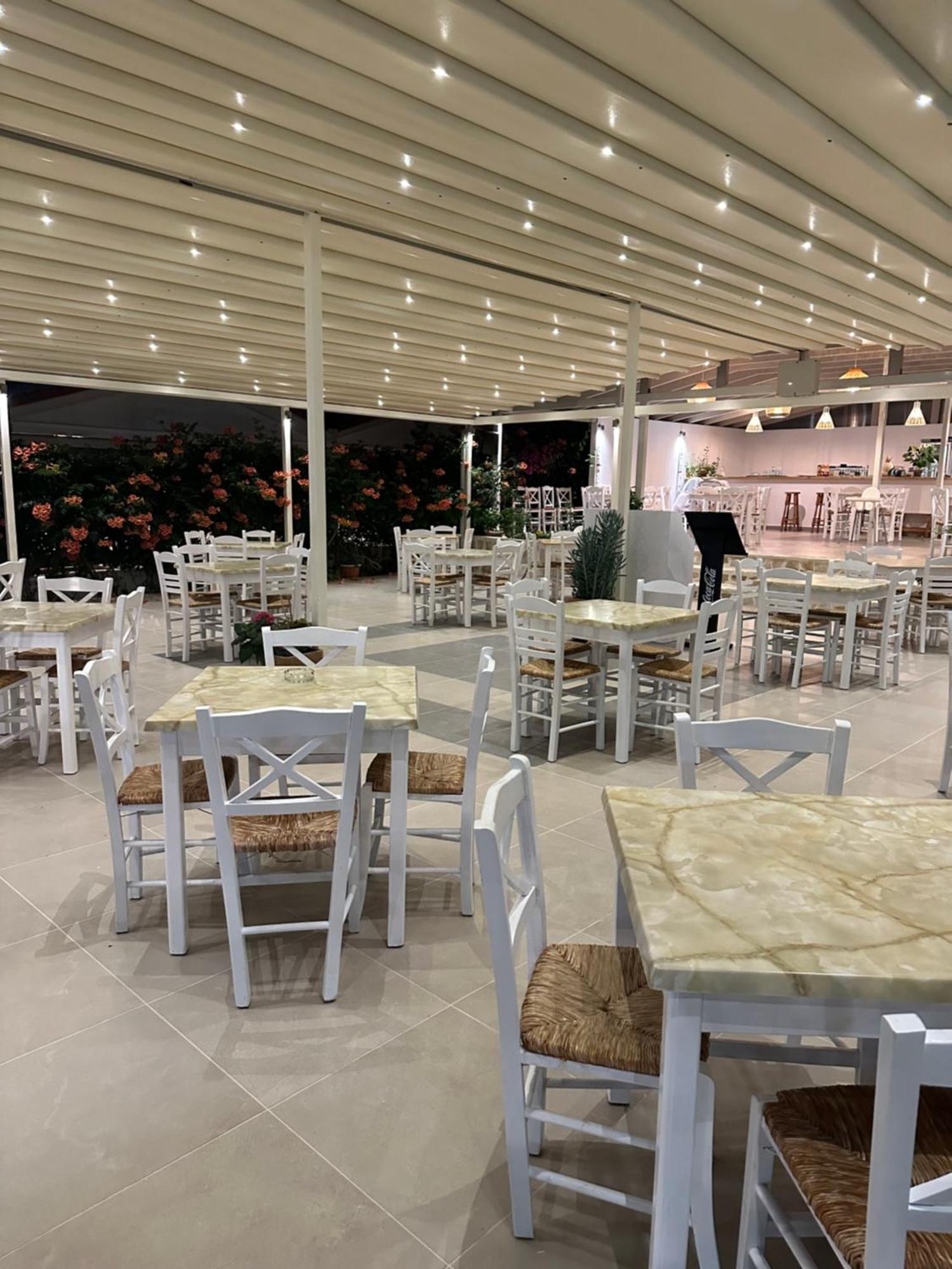 Mirto Beach Hotel & Restaurant Paralia Vrachou Exterior foto